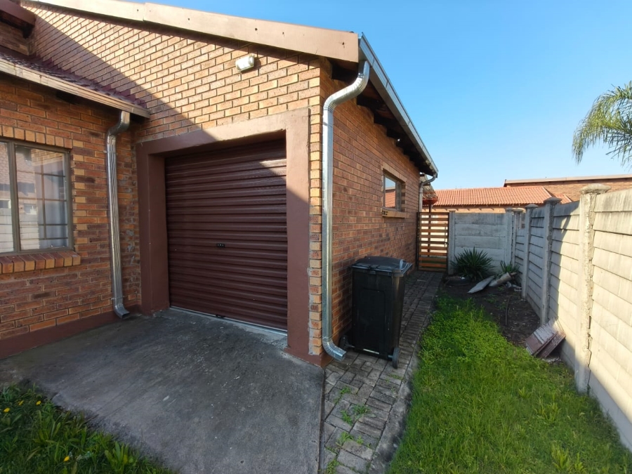 3 Bedroom Property for Sale in Waterval East North West
